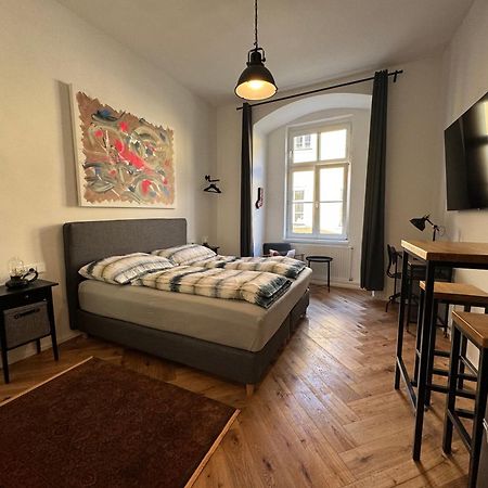 Industrial Apartment Schlossberg Линц Экстерьер фото