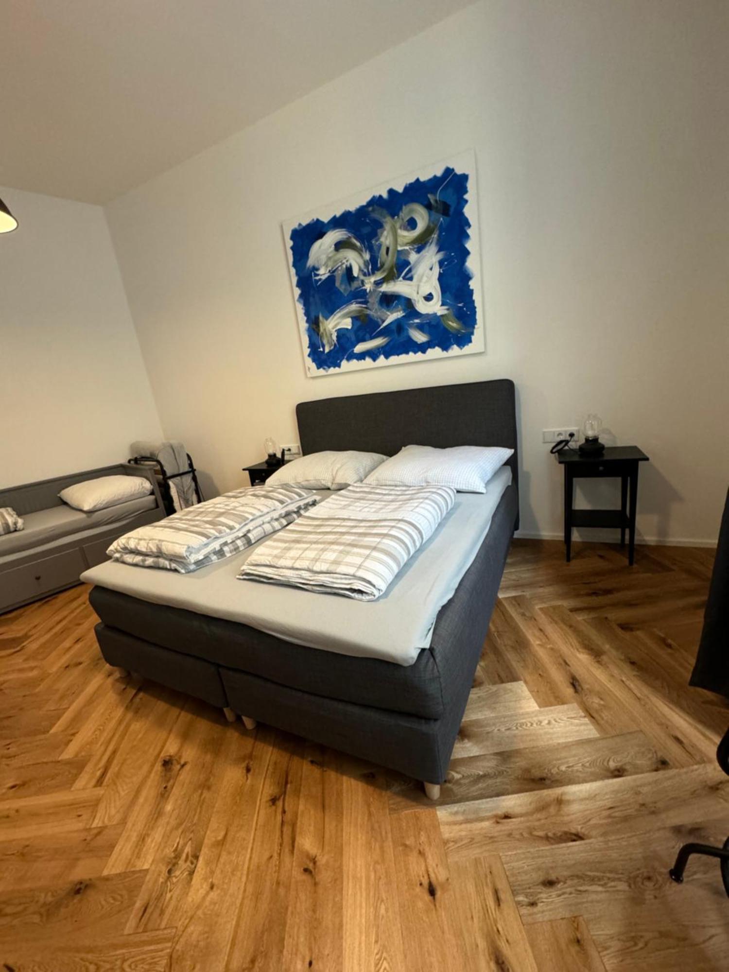 Industrial Apartment Schlossberg Линц Экстерьер фото